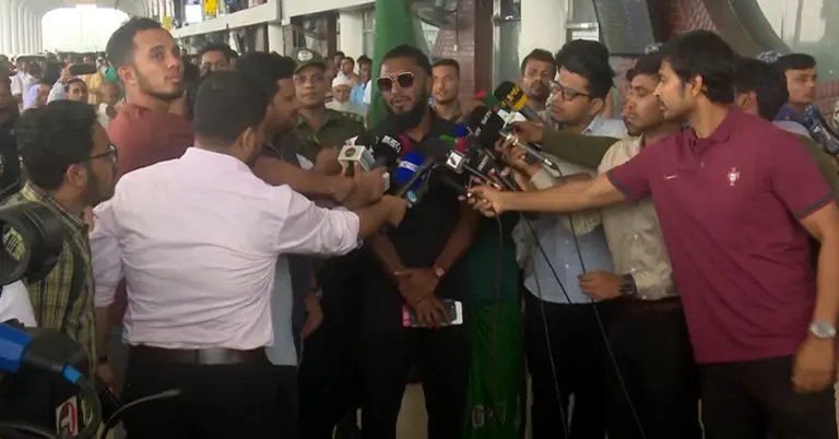 বাংলাদেশ টি-টোয়েন্টি দল জাকের আলী অনিক